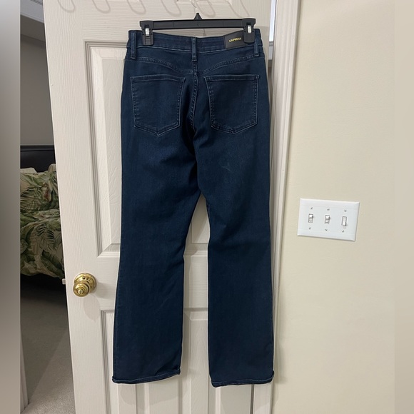 Express Curvy Boot Mid Rise Jeans - Picture 2 of 4